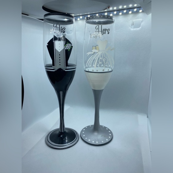 His & Hers Champagne Flutes 🥂 - Picture 2 of 5